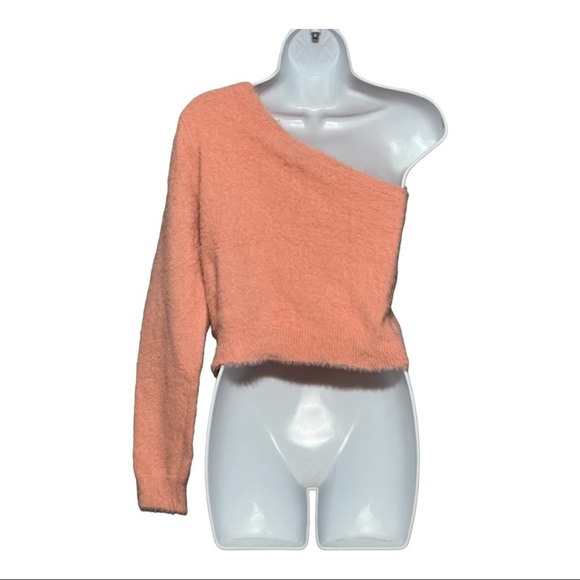 Le Lis One Shoulder Knit Top Long Sleeve Cropped Fuzzy Sweater Large - Picture 2 of 4